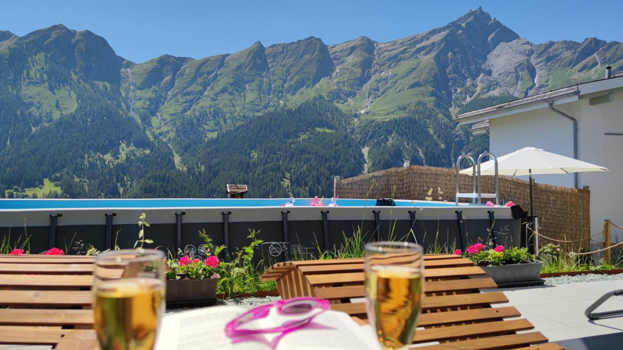 Gasthaus Alpina Tschappina Exterior photo